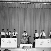 A2013.012.04561 - H. S. Commencement Feb 1958